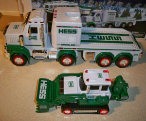 2013 Hess Toy Truck & Tractor & Hess Fire Truck NEW Condition! Missing Tracks 